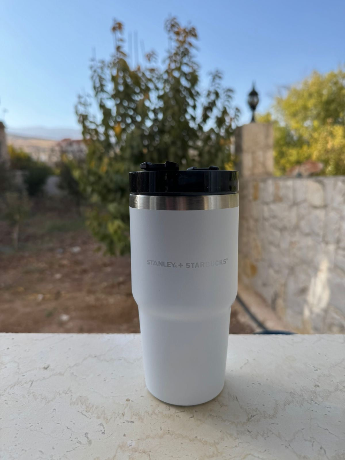 THE QUENCHER H2.0 FLOWSTATE™ TUMBLER | 20 OZ Stanley+Starbucks White