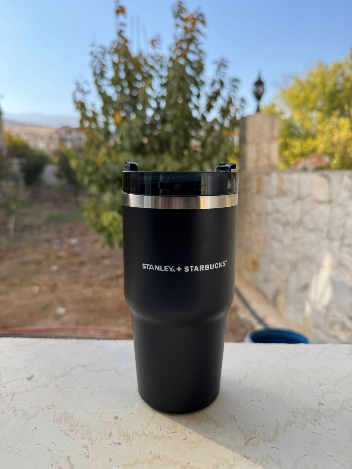 THE QUENCHER H2.0 FLOWSTATE™ TUMBLER | 20 OZ Stanley+Starbucks Black