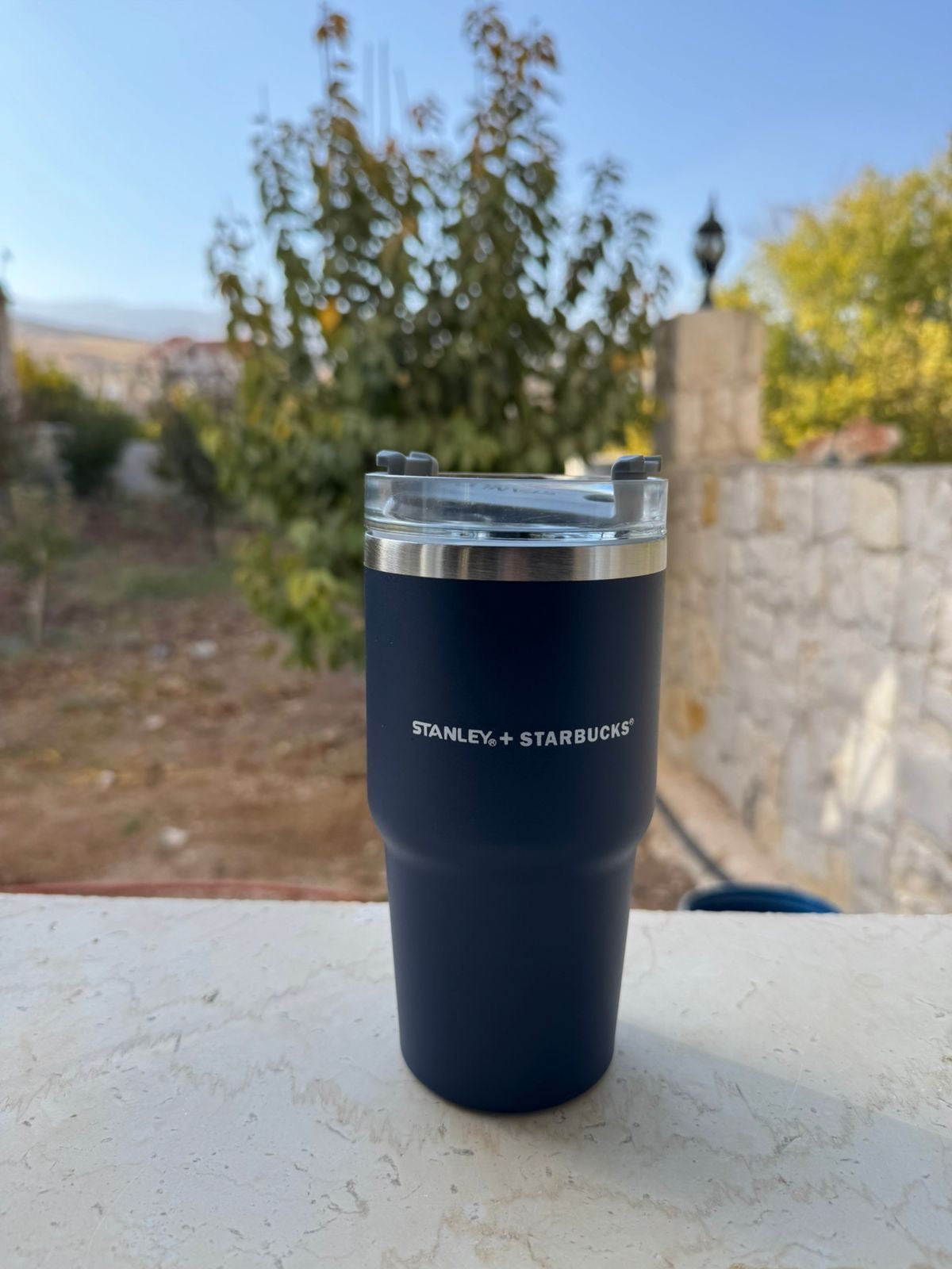 THE QUENCHER H2.0 FLOWSTATE™ TUMBLER | 20 OZ Stanley+Starbucks Navy